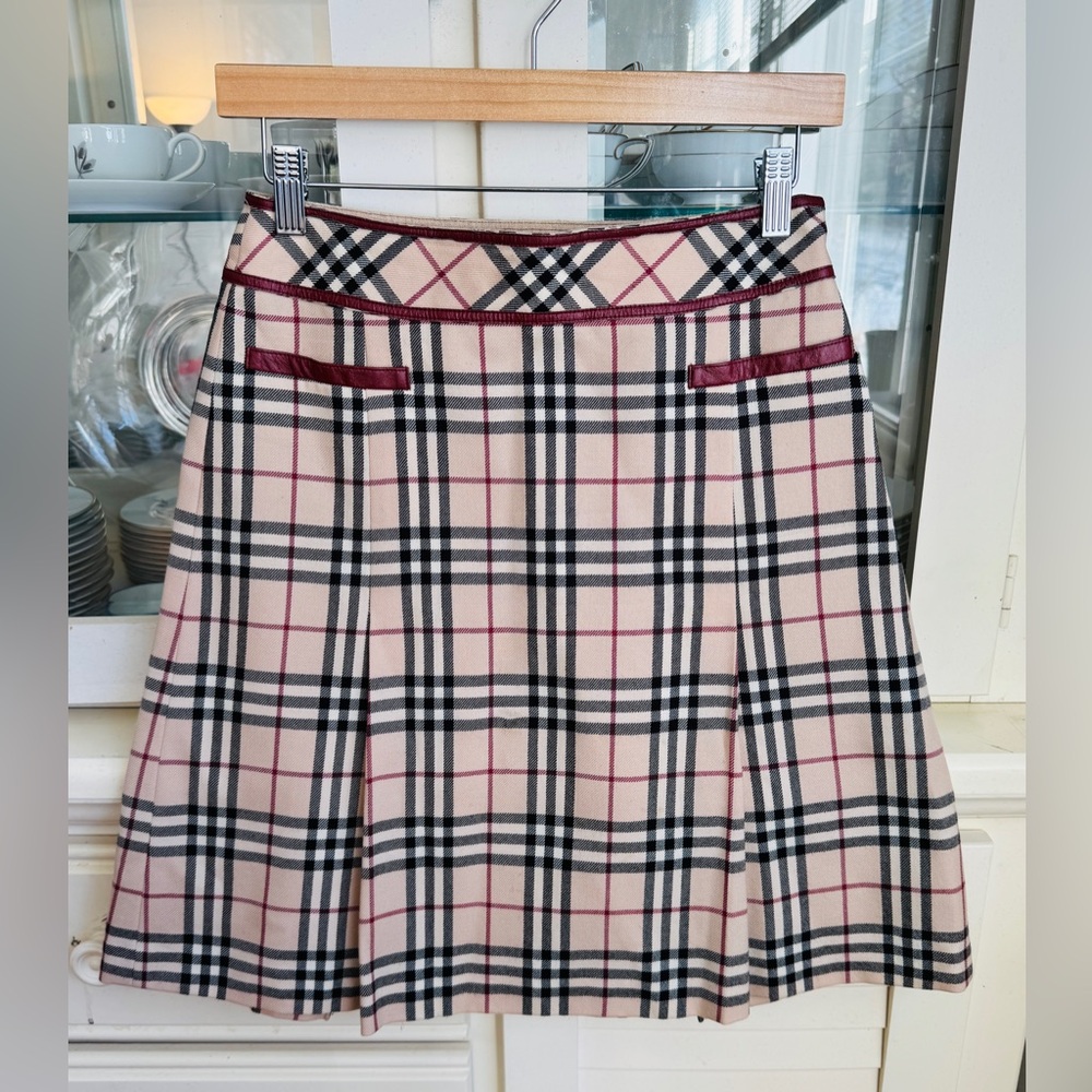 【Burberry】Blue Label Nova Check Skirt Size 2